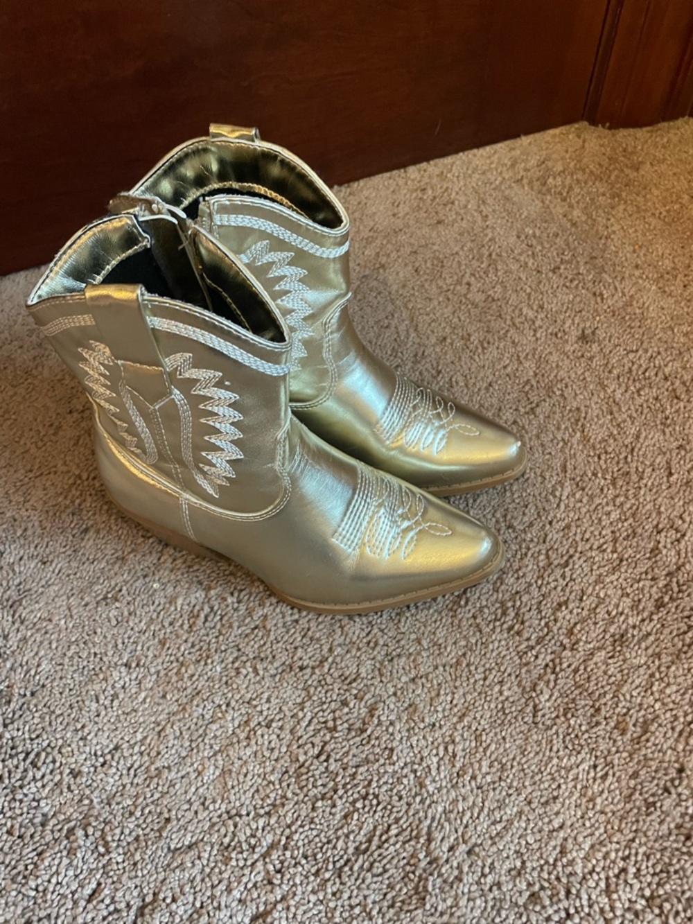 Link Metallic Gold Women's Western Ankle Boots size 13 girls